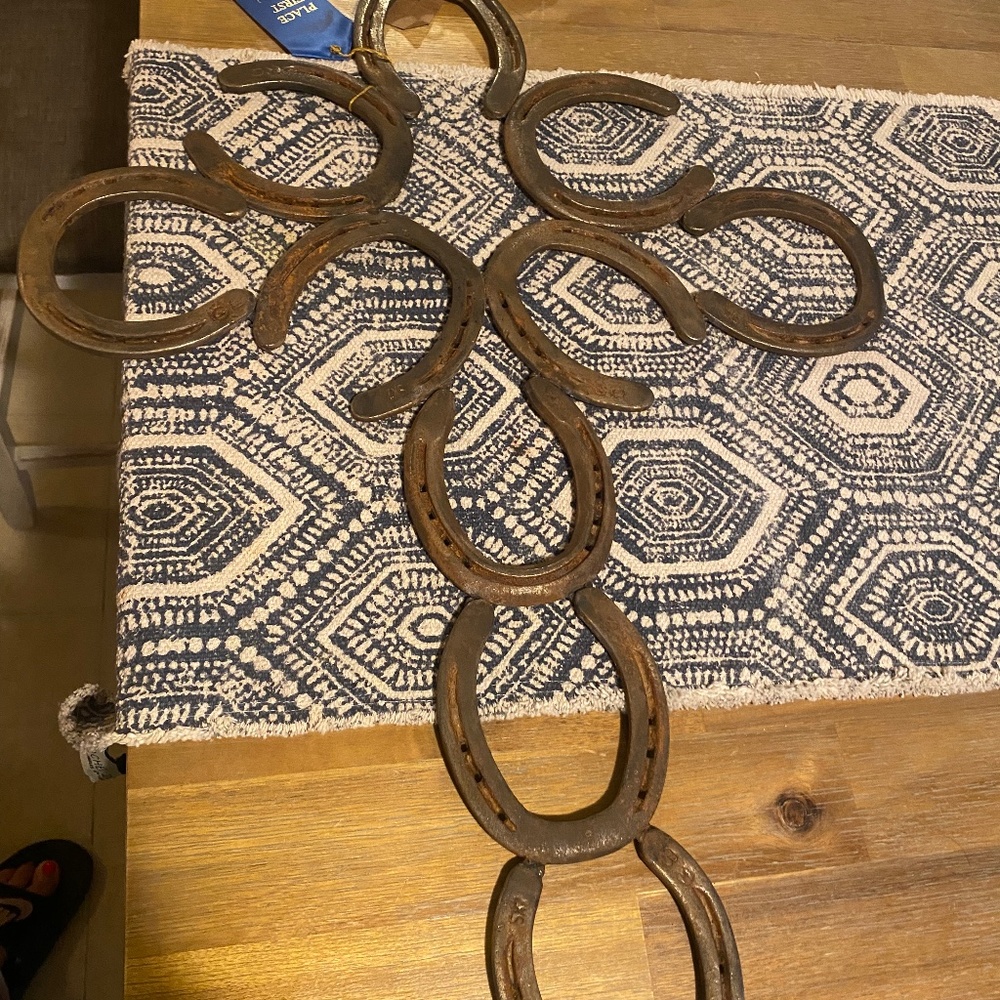 Beautiful horseshoes cross